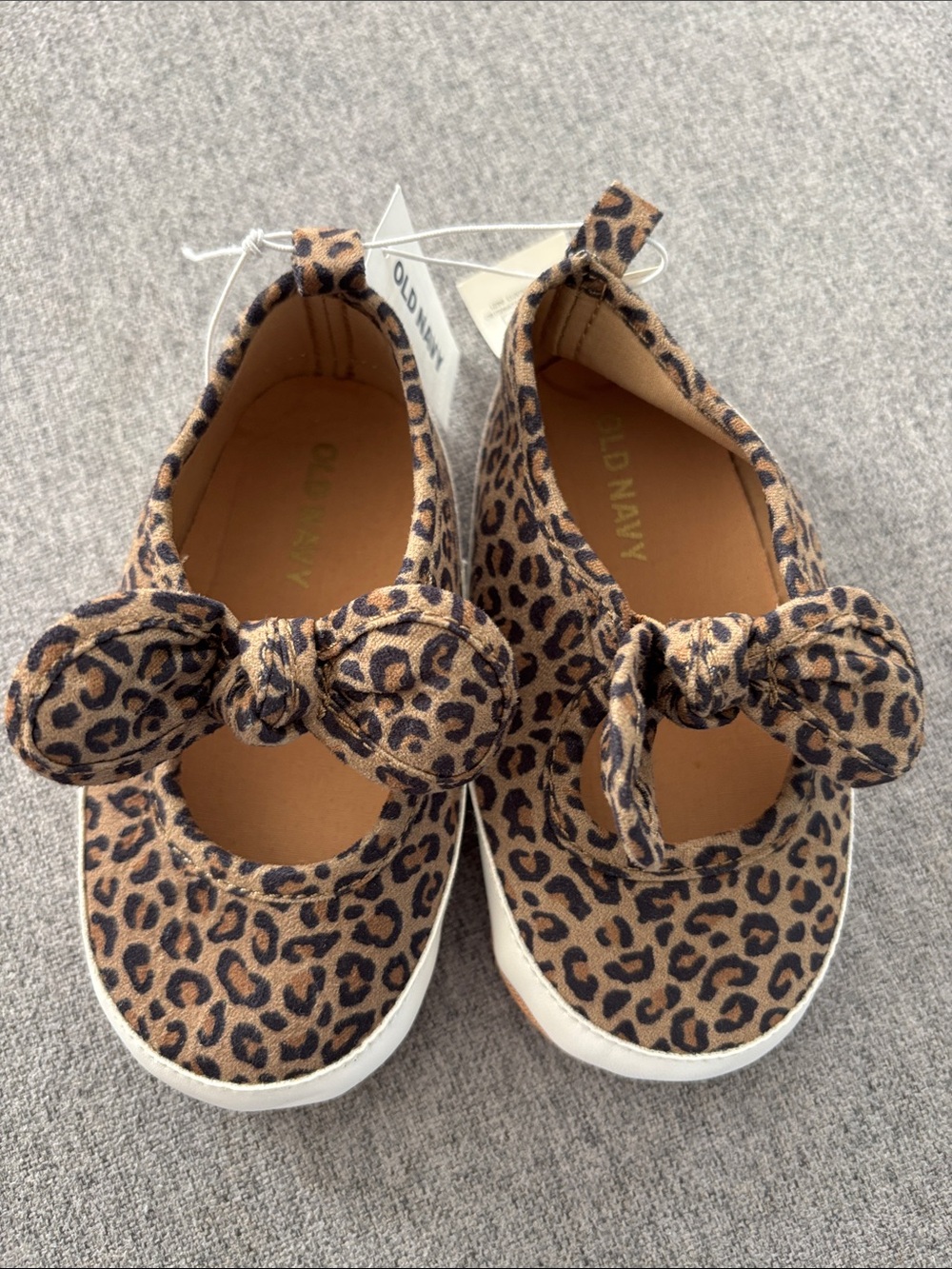 Old Navy Leopard Print Bow Mary Jane Shoes - Tan & Black